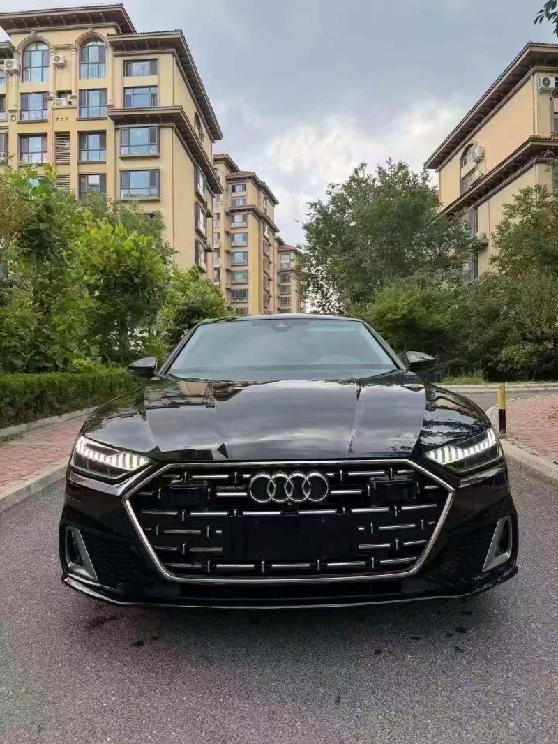 东营24年奥迪A7L1