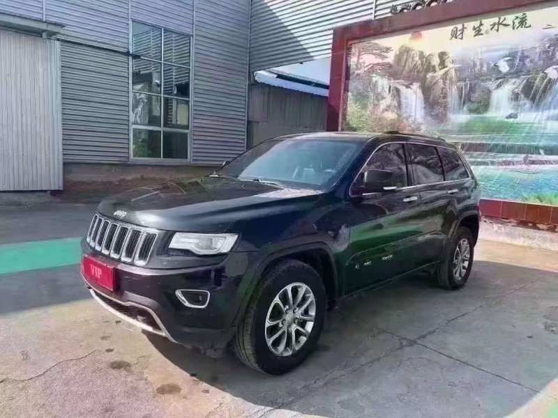 青岛15年Jeep大切诺基2