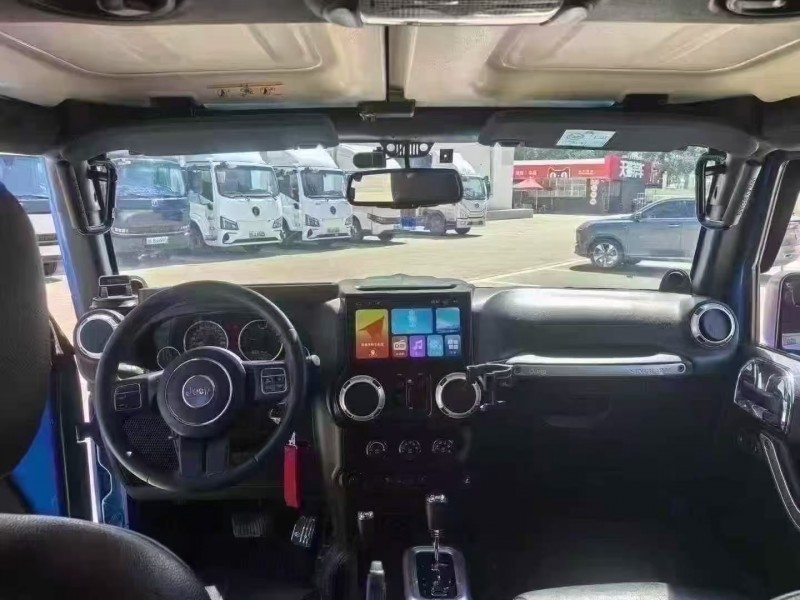 青岛15年Jeep牧马人6