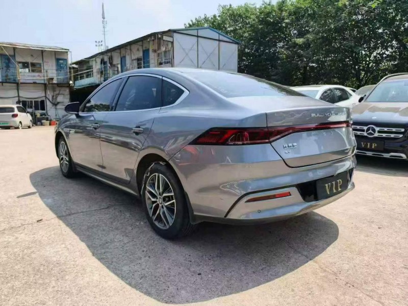 衡阳24年比亚迪秦8