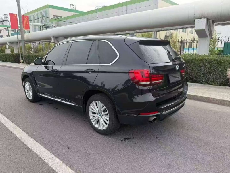 东营17年宝马X58