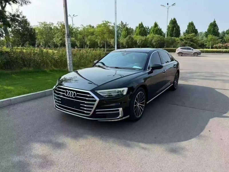 泰安20年奥迪A8L3