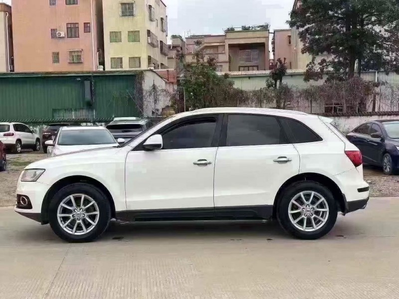 中山14年奥迪Q58