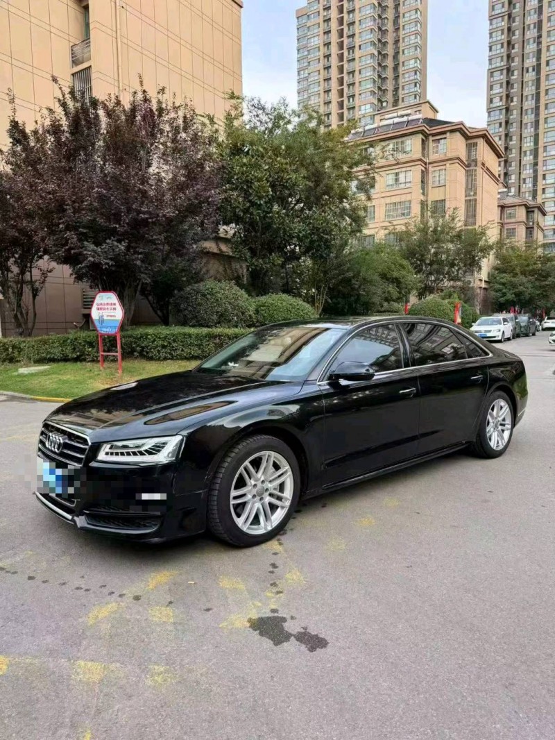 烟台18年奥迪A8L2