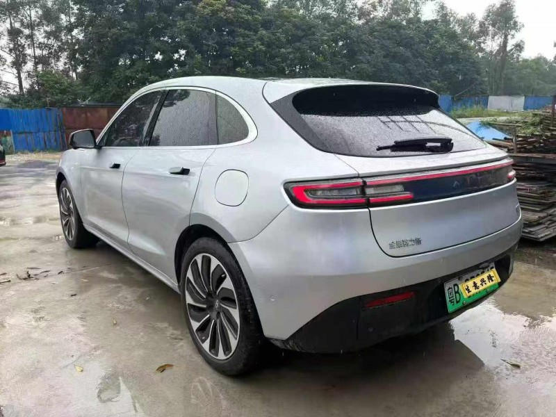 广州21年华为智选问界8