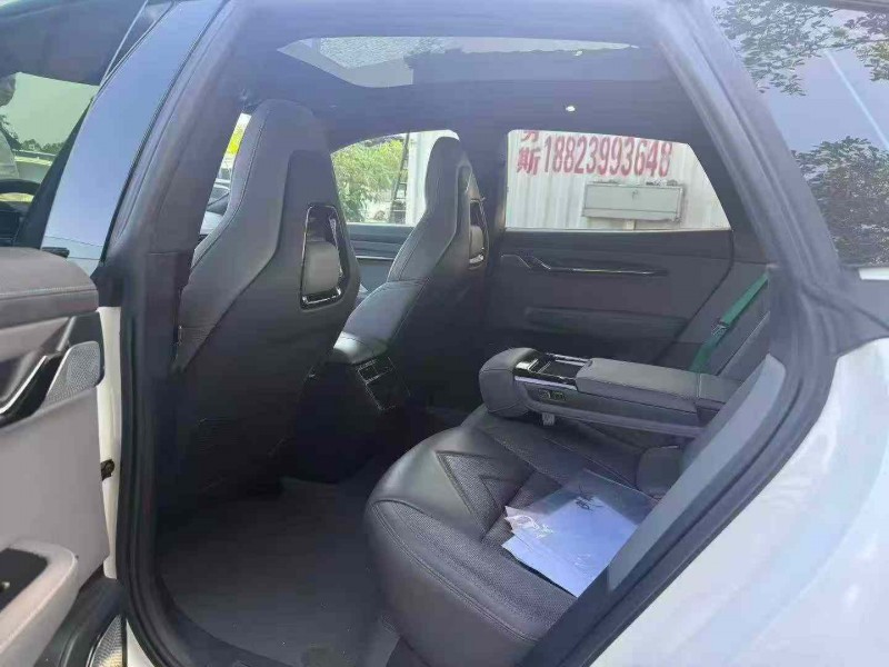 广州23年极氪汽车0014