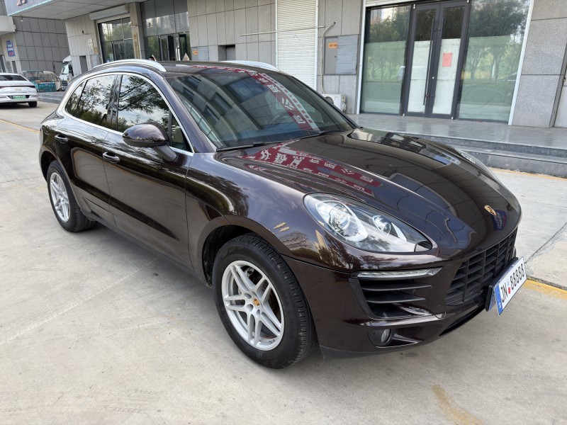 济宁18年保时捷Macan3