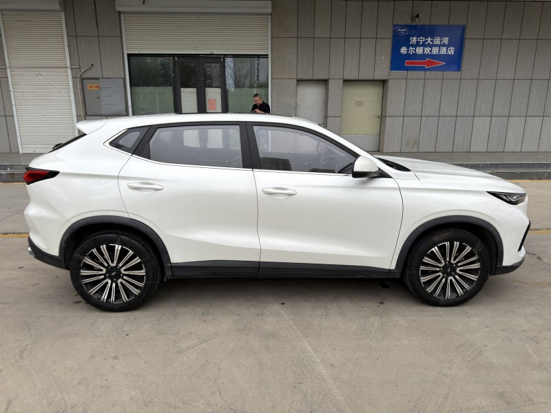 济宁22年长安汽车欧尚4