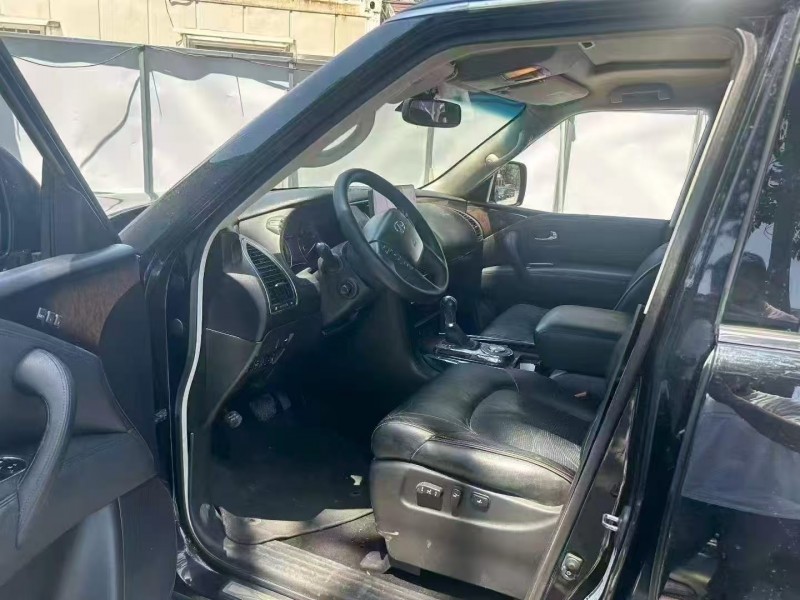 青岛14年英菲尼迪QX564