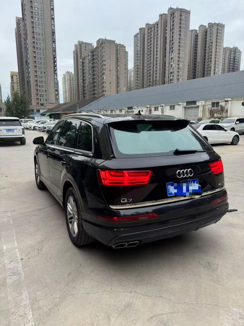 新乡18年奥迪Q77