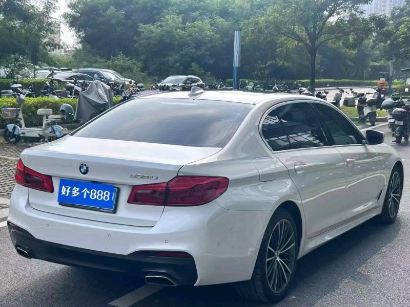 广州20年宝马5系4