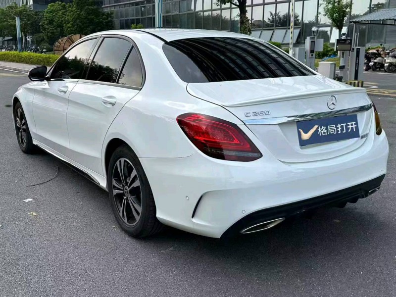 广州19年奔驰C6