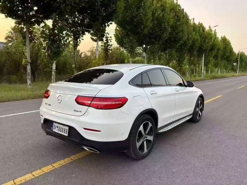 菏泽19年奔驰GLC7