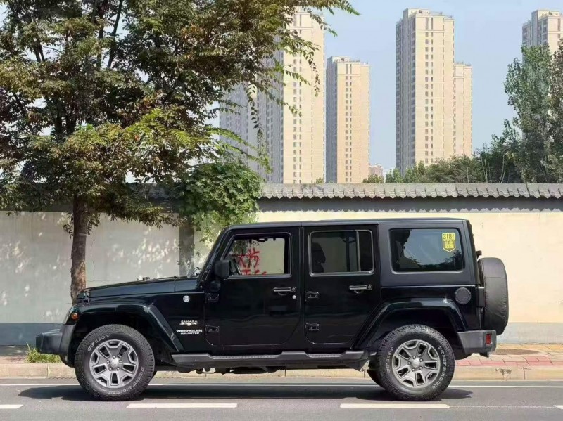 焦作18年Jeep牧马人2