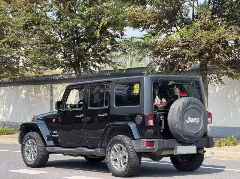 焦作18年Jeep牧马人8