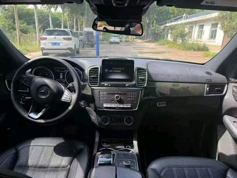 鹤壁17年奔驰GLS4