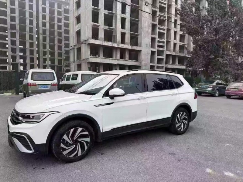 新乡22年大众途观3