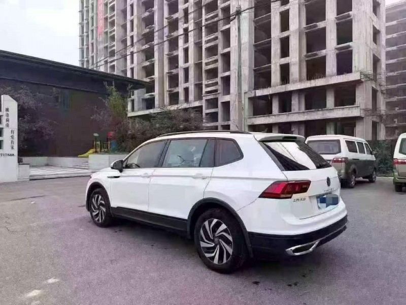 新乡22年大众途观8