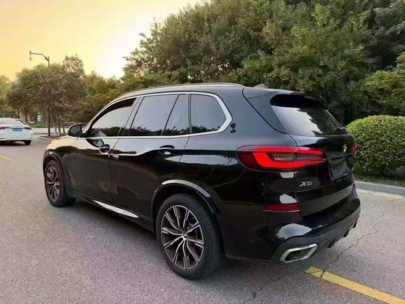 常州21年宝马X57