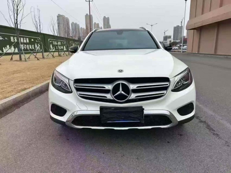 枣庄19年奔驰GLC1
