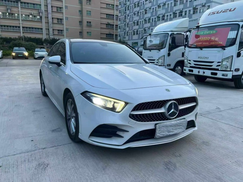 广州20年奔驰A3