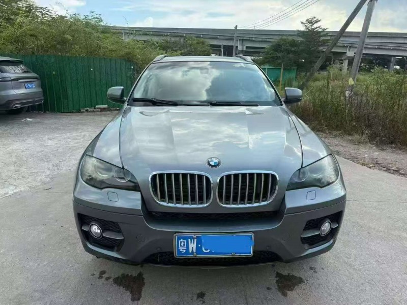 中山09年宝马X61
