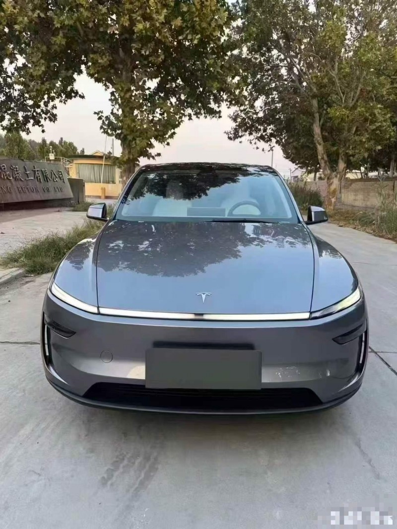 连云港25年特斯拉MODEL Y1