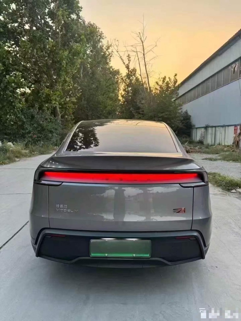 连云港25年特斯拉MODEL Y9