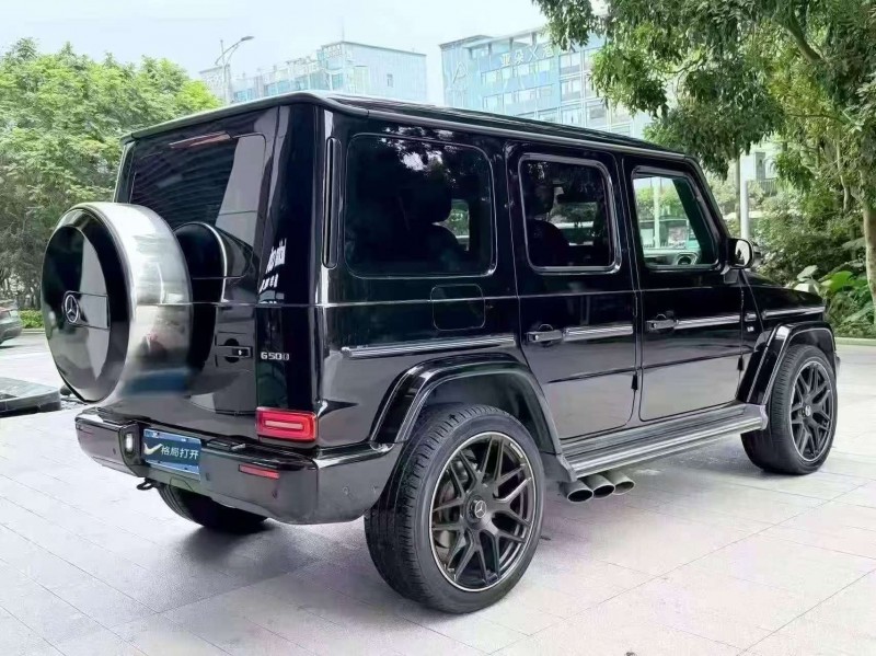 广州19年奔驰G8
