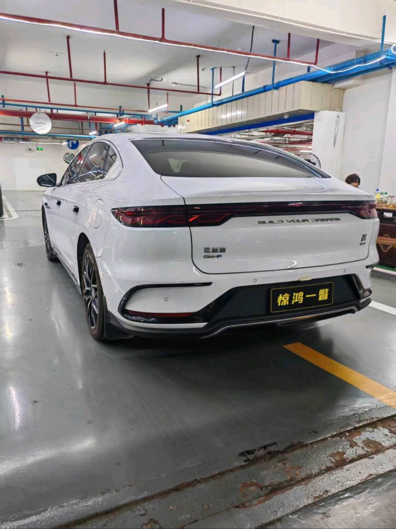 广州22年比亚迪汉DM8