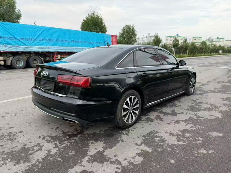 济南17年奥迪A6L8