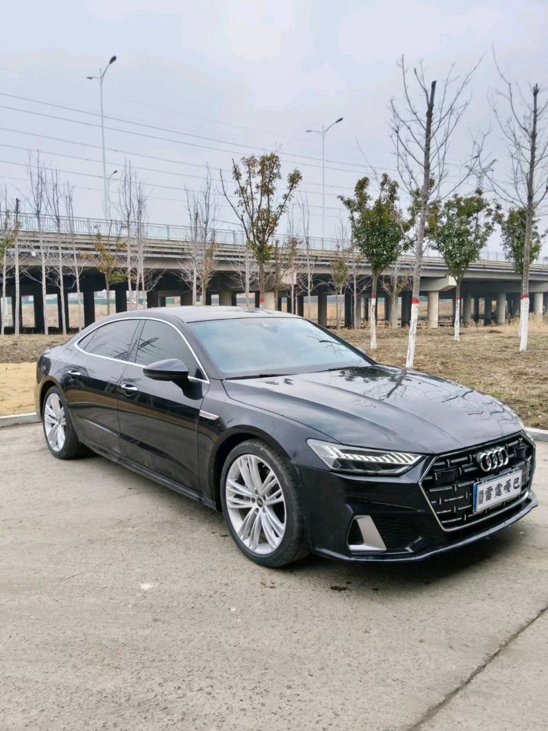 青岛25年奥迪A7L2
