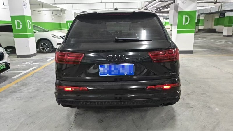 周口16年奥迪Q75