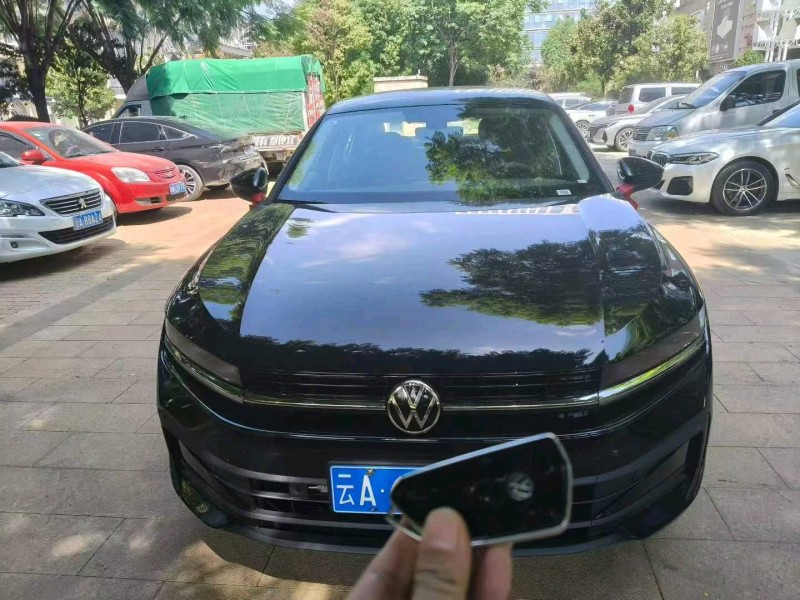 昆明26年大众迈腾1