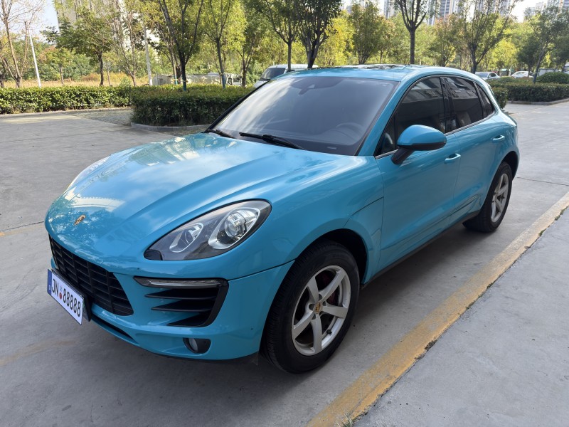 济宁16年保时捷Macan3