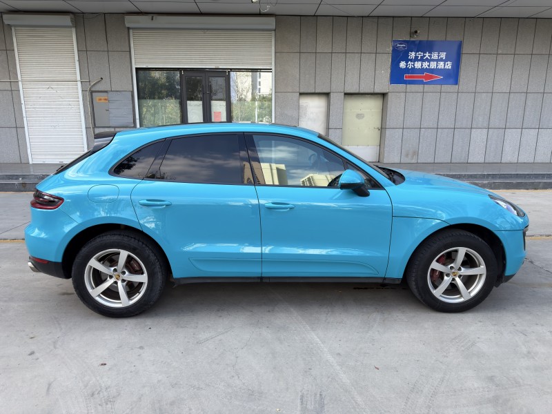 济宁16年保时捷Macan4