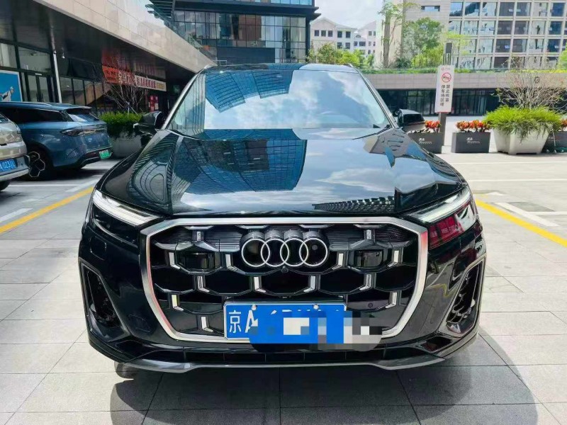 深圳25年奥迪Q71
