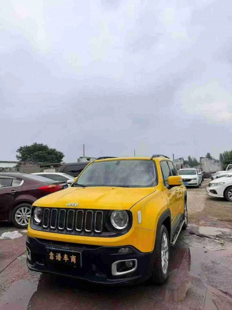 鹤壁18年Jeep自由侠3