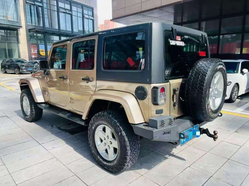 深圳14年Jeep牧马人8
