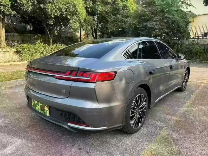 广州23年比亚迪汉5