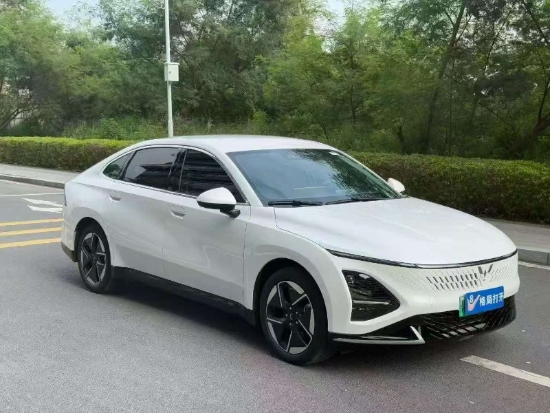 广州25年五菱汽车星光4