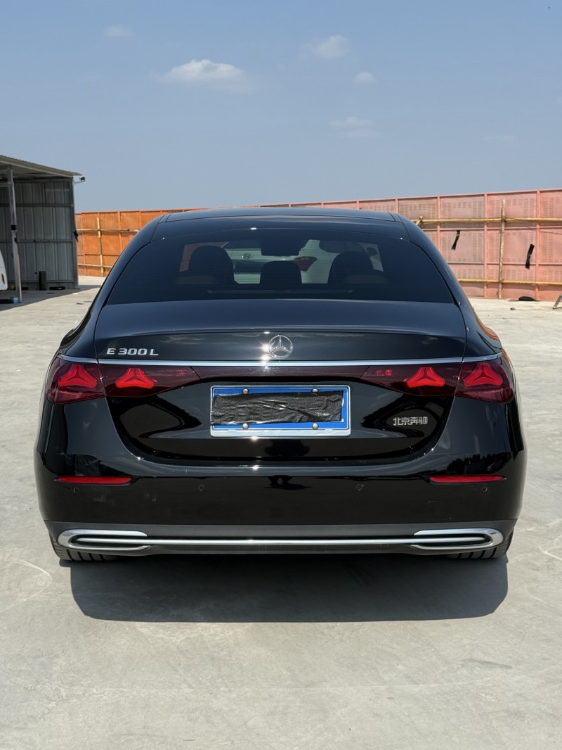 新乡24年奔驰E7