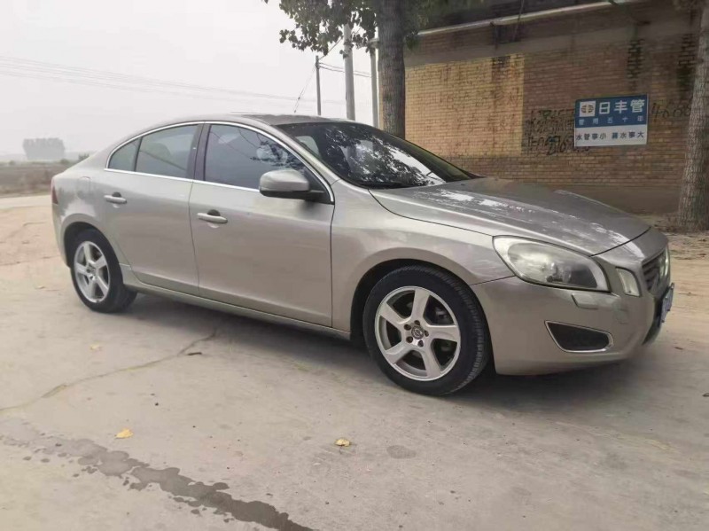 保定13年沃尔沃S60L3