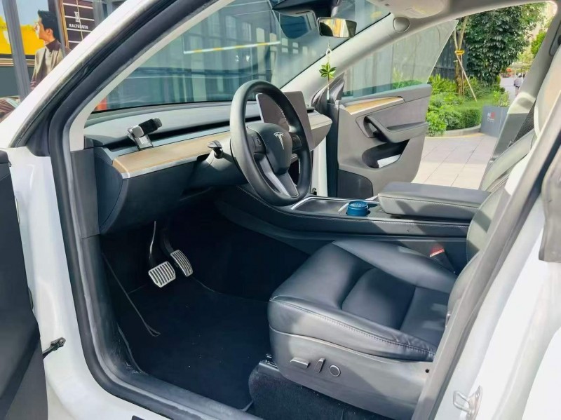 深圳22年特斯拉MODEL Y4