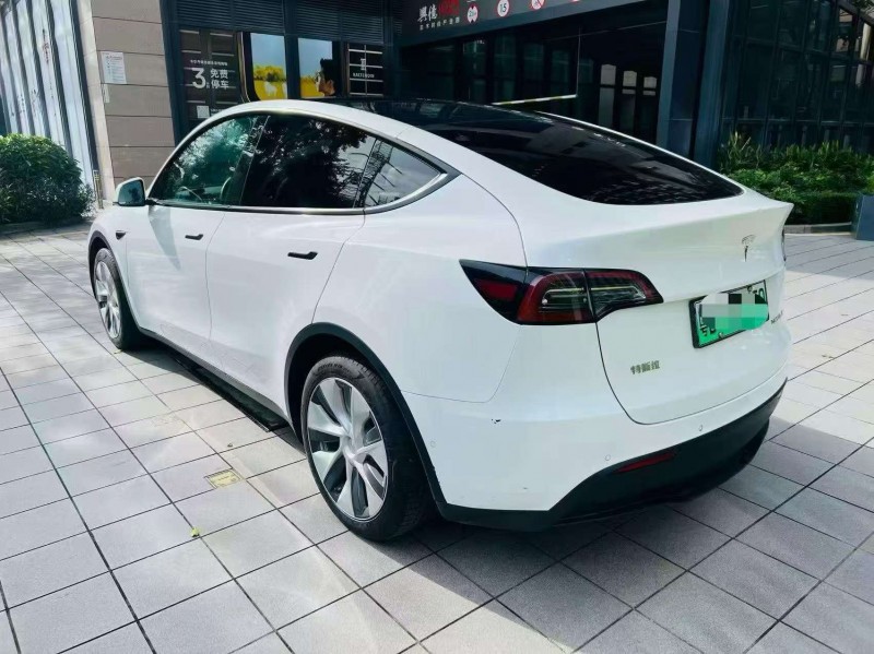 深圳22年特斯拉MODEL Y7