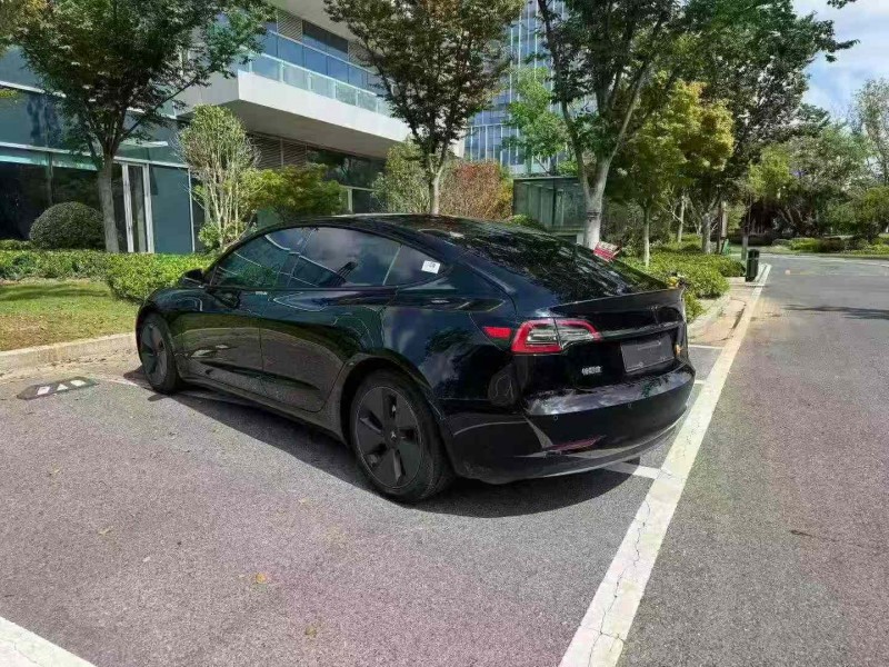 连云港23年特斯拉MODEL 37