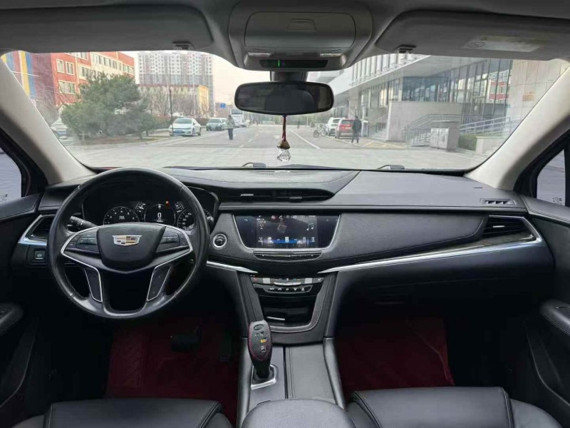 烟台17年凯迪拉克XT55