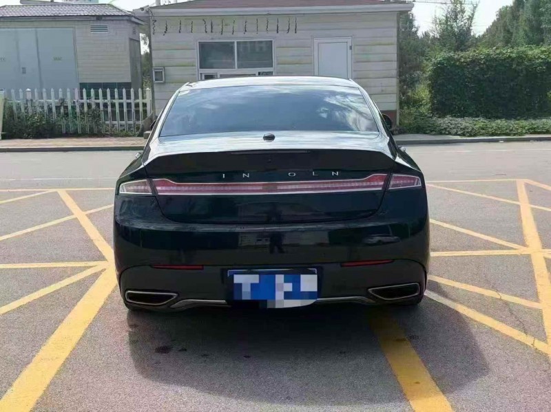 济宁19年林肯MKZ7