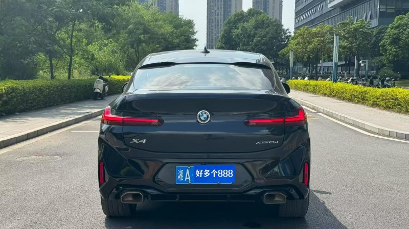东莞22年宝马X44