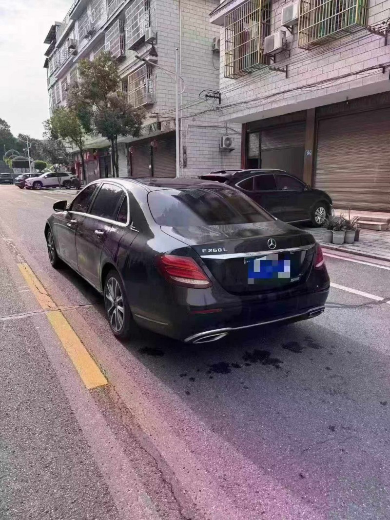常德19年奔驰E8